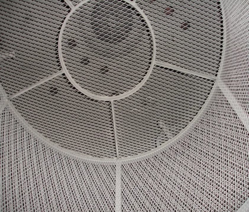 Grille métallique active d’une installation ASPN